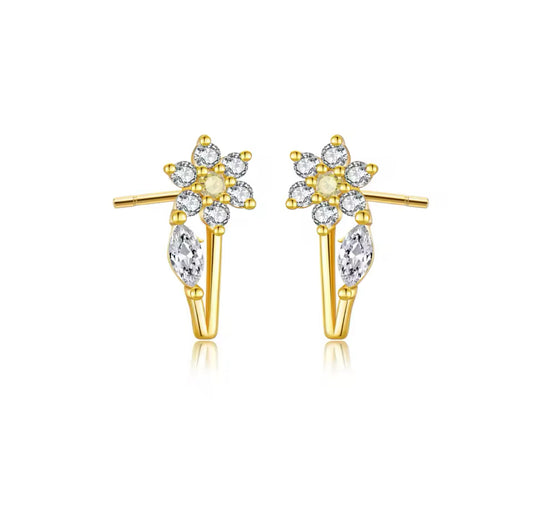 Kira Flower Stud Earrings