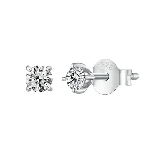 Zessi Moissanite Stud Earrings