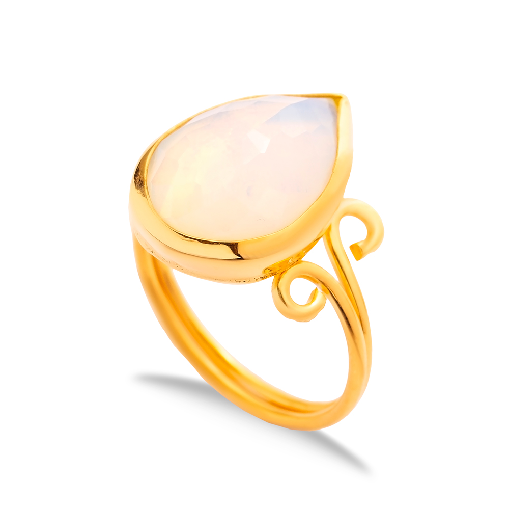 Lyr White Quartz Ring