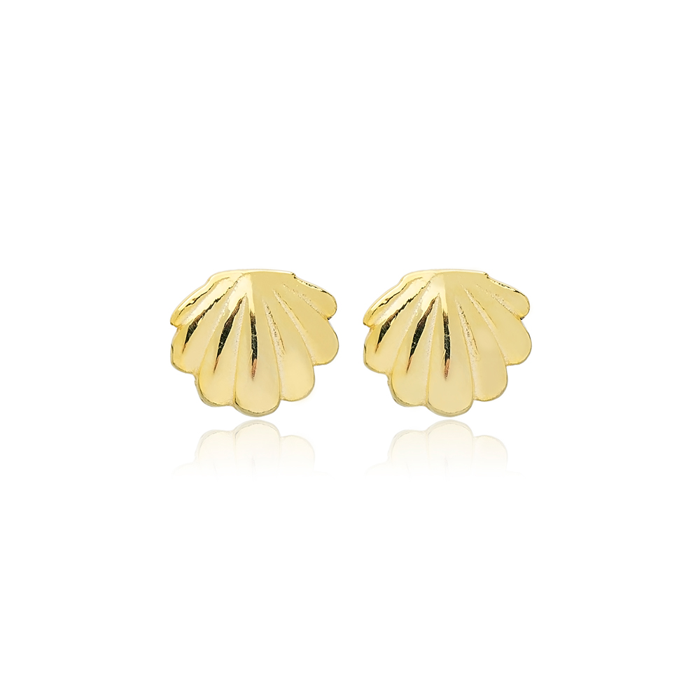 Mazu Stud Earrings